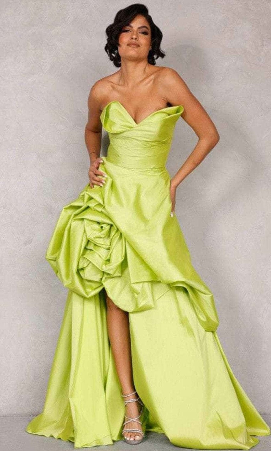 * Best-Selling Terani Couture 2111P4272 | Formal Gowns